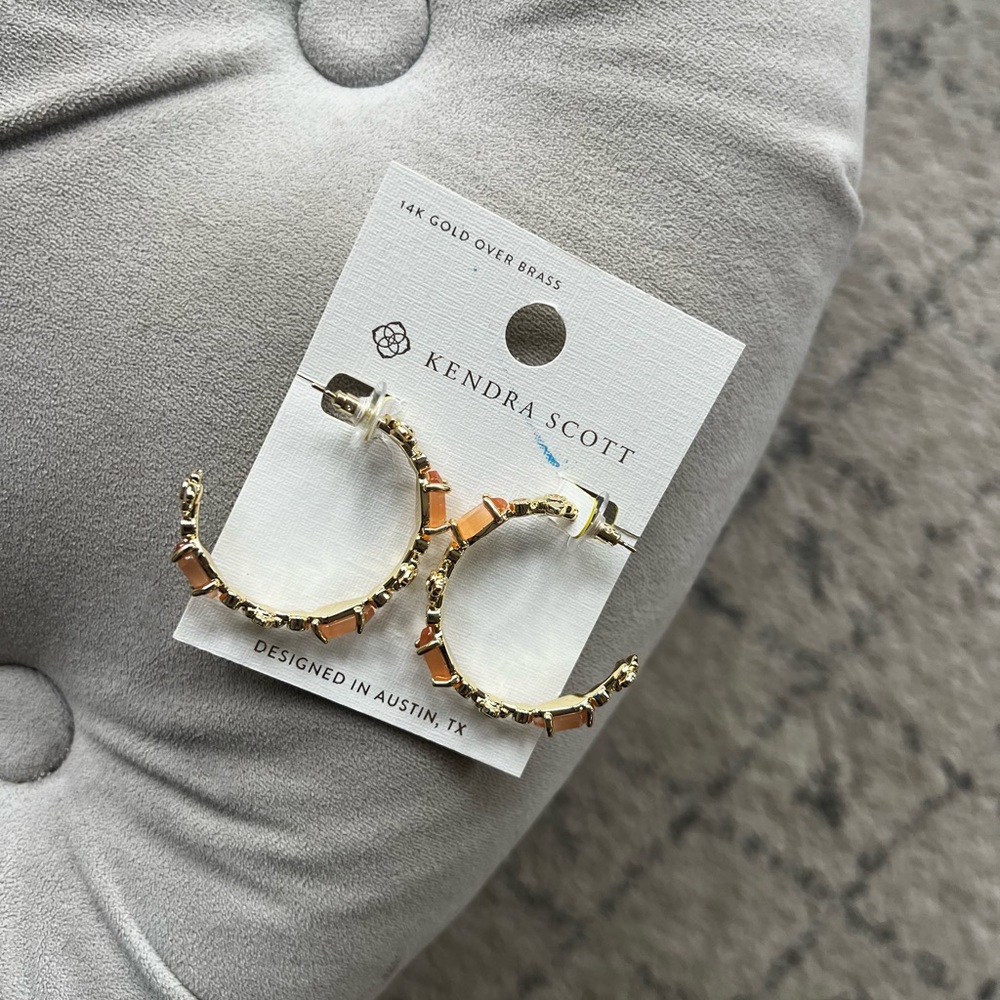 Never worn, brand new Kendra Scott hoop earrings